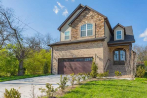 Spacious Nashville Home Sleep12